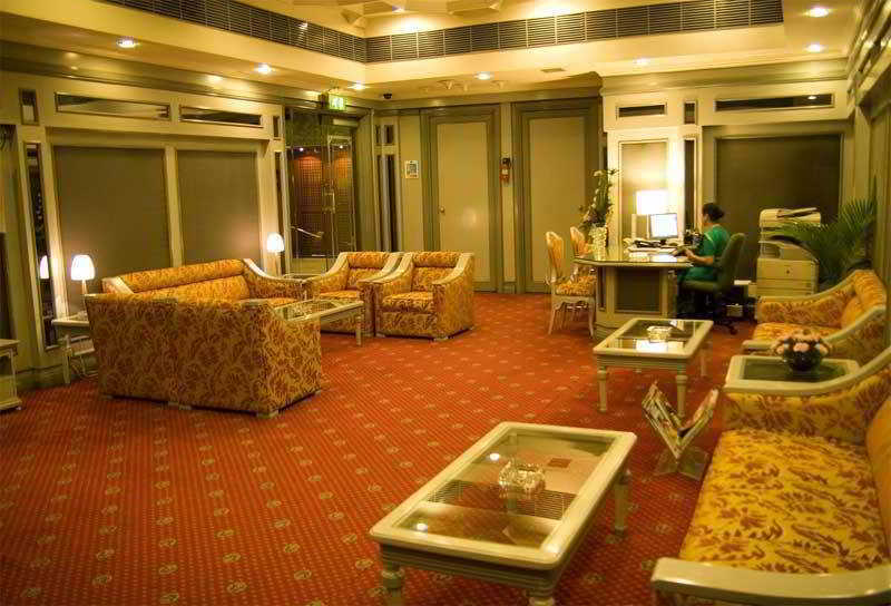 Le Meridien Bangalore Esterno foto