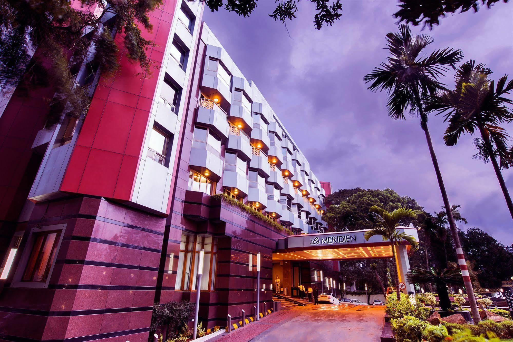 Le Meridien Bangalore Esterno foto