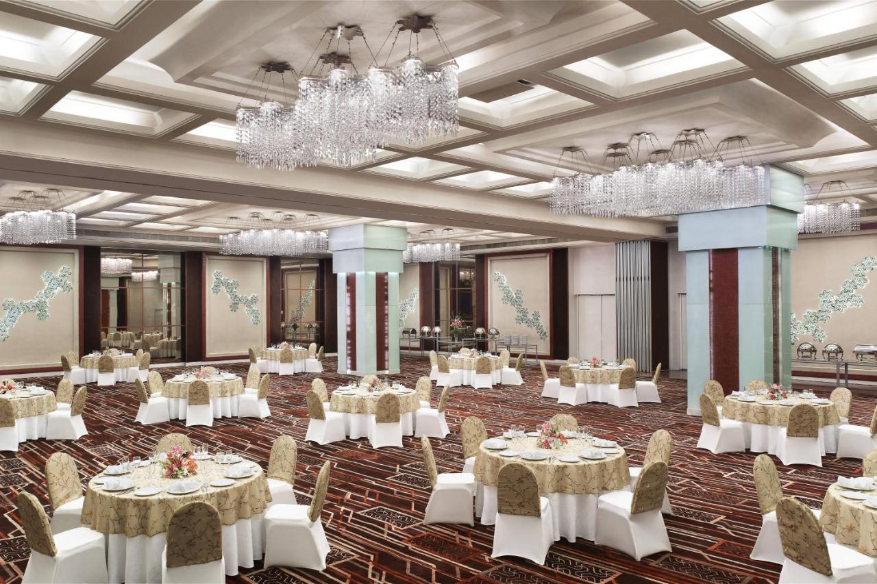 Le Meridien Bangalore Esterno foto
